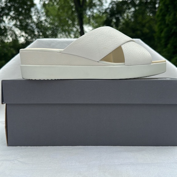 ECCO Women's Touch Plateau Platform Slide Sandal Beachy Coastal Easy Comfortable - Picture 6 of 11